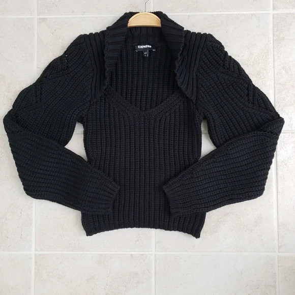 NEW Express Ribbed Scoop Neck Long Sleeve Sweater in Black - Picture 4 of 11
